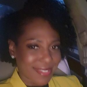 Meet your Posher, Meisha